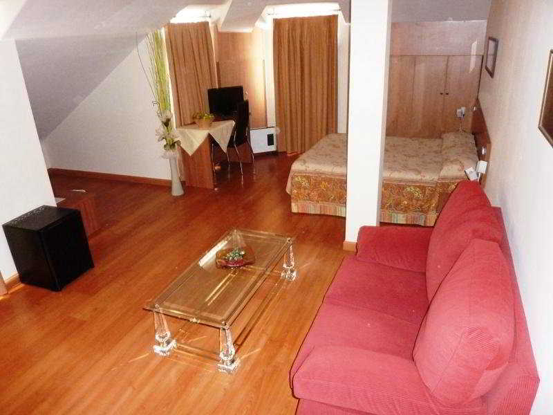 Hostal La Morada La Cistérniga Kültér fotó