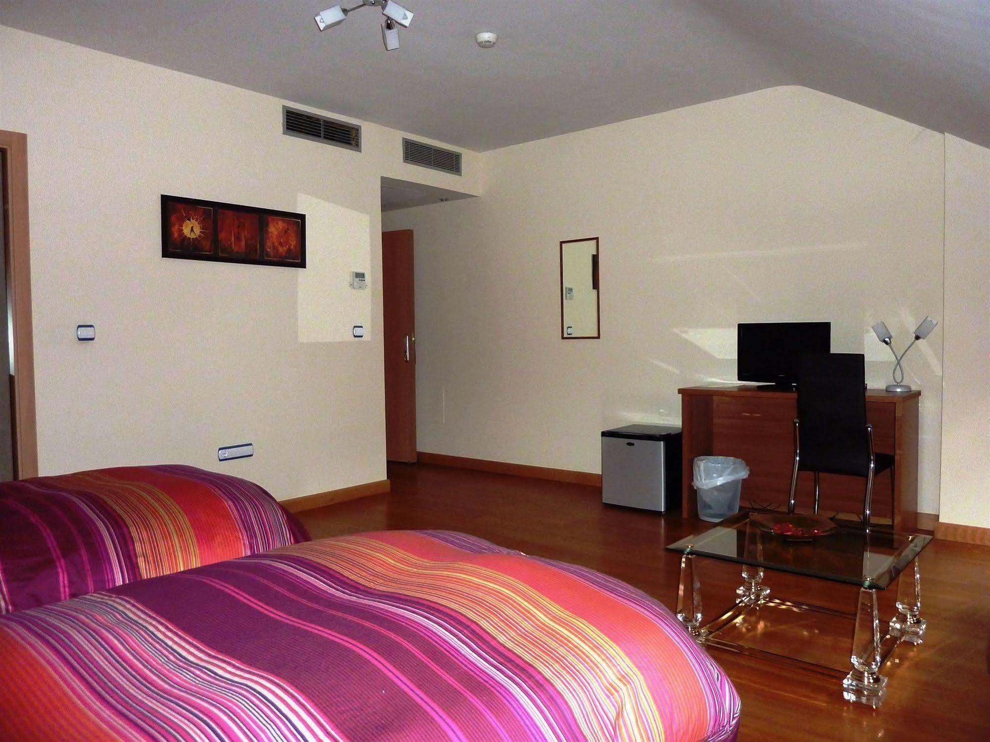 Hostal La Morada La Cistérniga Kültér fotó